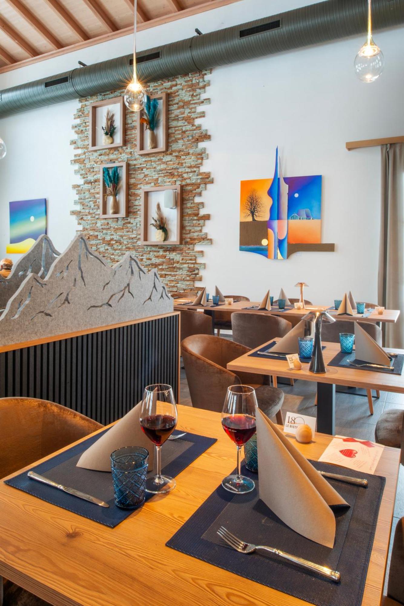 Boutique Hotel Corbetta - Spa 60M2 - La Montagne A 5 Minutes De L'Autoroute A12 Aux Paccots Sur Montreux - Nouveau Loft Familial - Profitez Du Lac Leman Et Des Montagnes En Meme Temps Les Paccots Dış mekan fotoğraf